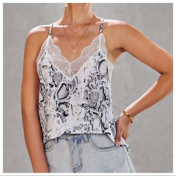 BEAUTIFUL CHIC LACE CAMI TANK - Picture 10 of 10